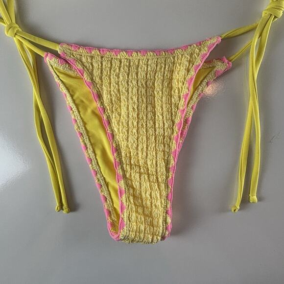 Seamolly Yellow Pink Trim Textured Size XS Bathing Suit Bikini Contrast Whip - Picture 3 of 14